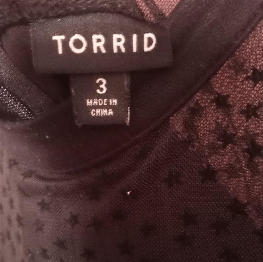 torrid Black Sheer Star Long Sleeve Blouse - Picture 2 of 4